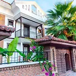 Nish Caria Hotel
