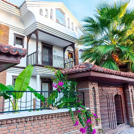 Nish Caria Hotel