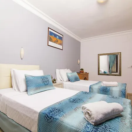 Hotel Nish Caria 4*