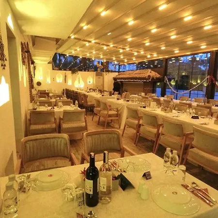 Hotell Nish Caria