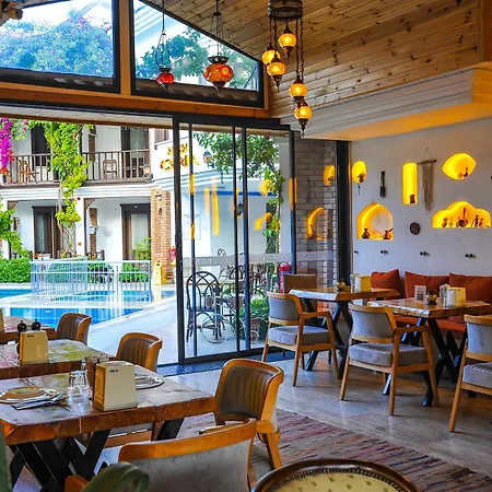 Hotel Nish Caria 4*