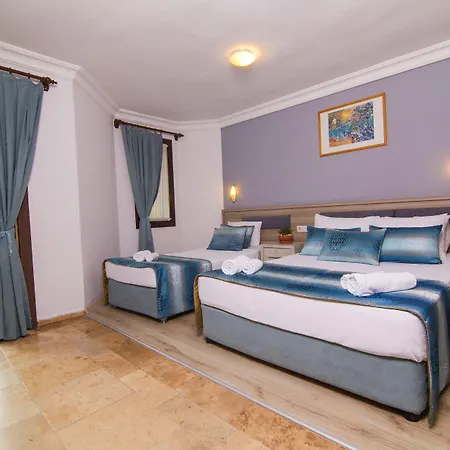 Nish Caria 4*