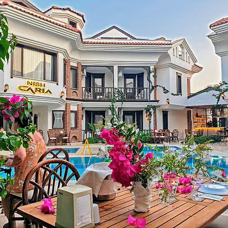 Hotell Nish Caria 4*
