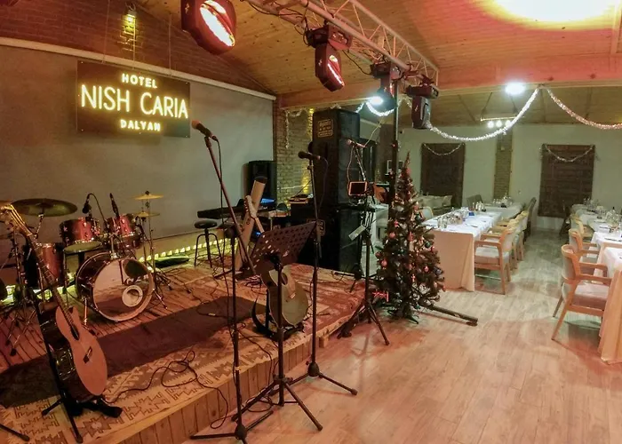 Hotell Nish Caria 4*