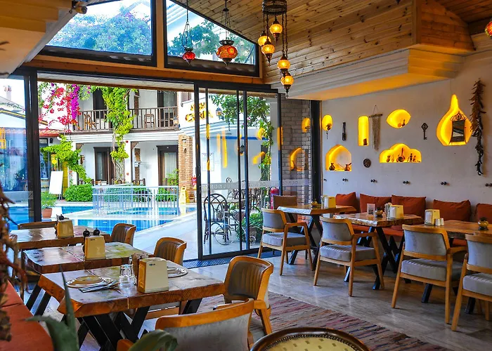 Hotel Nish Caria 4*
